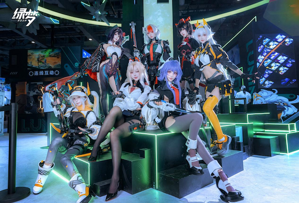 二次元ACT新游燃动BW2025《绿梦：时空之声》展台引爆现场试玩热潮
