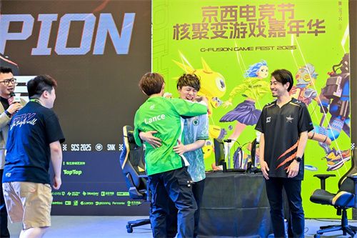 SNK北京核聚变收官 Mok获赛段冠军直通EWC SNK北京核聚变收官 Mok获赛段冠军直通EWC