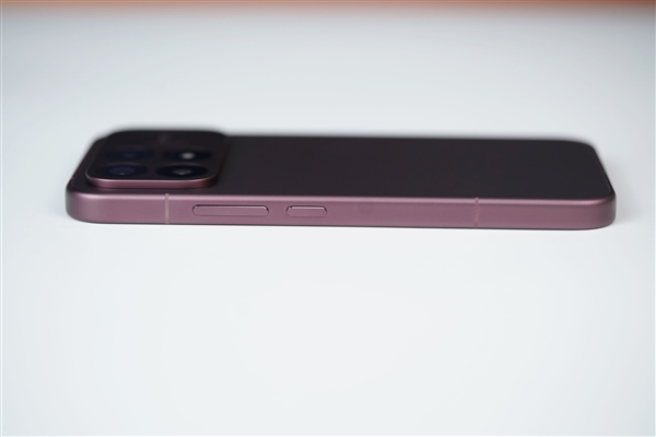 185Hz高刷旗舰低至3199元!REDMI K100 Pro图赏 185Hz高刷旗舰低至3199元!REDMI K100 Pro图赏