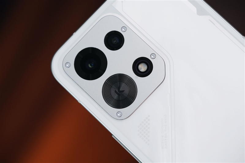 8000mAh+主动散热风扇!OPPO K15手机评测:2K档真正实用的那一台 8000mAh+主动散热风扇!OPPO K15手机评测:2K档真正实用的那一台